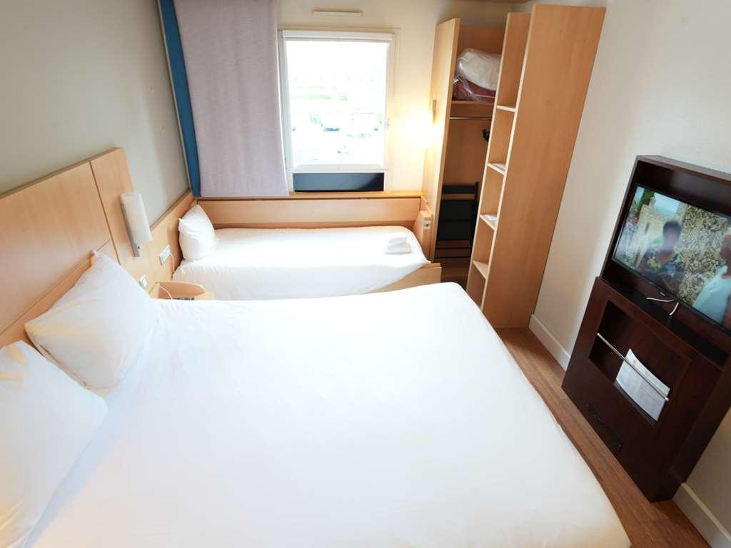 Ibis Vitre Centre Hotel Room photo