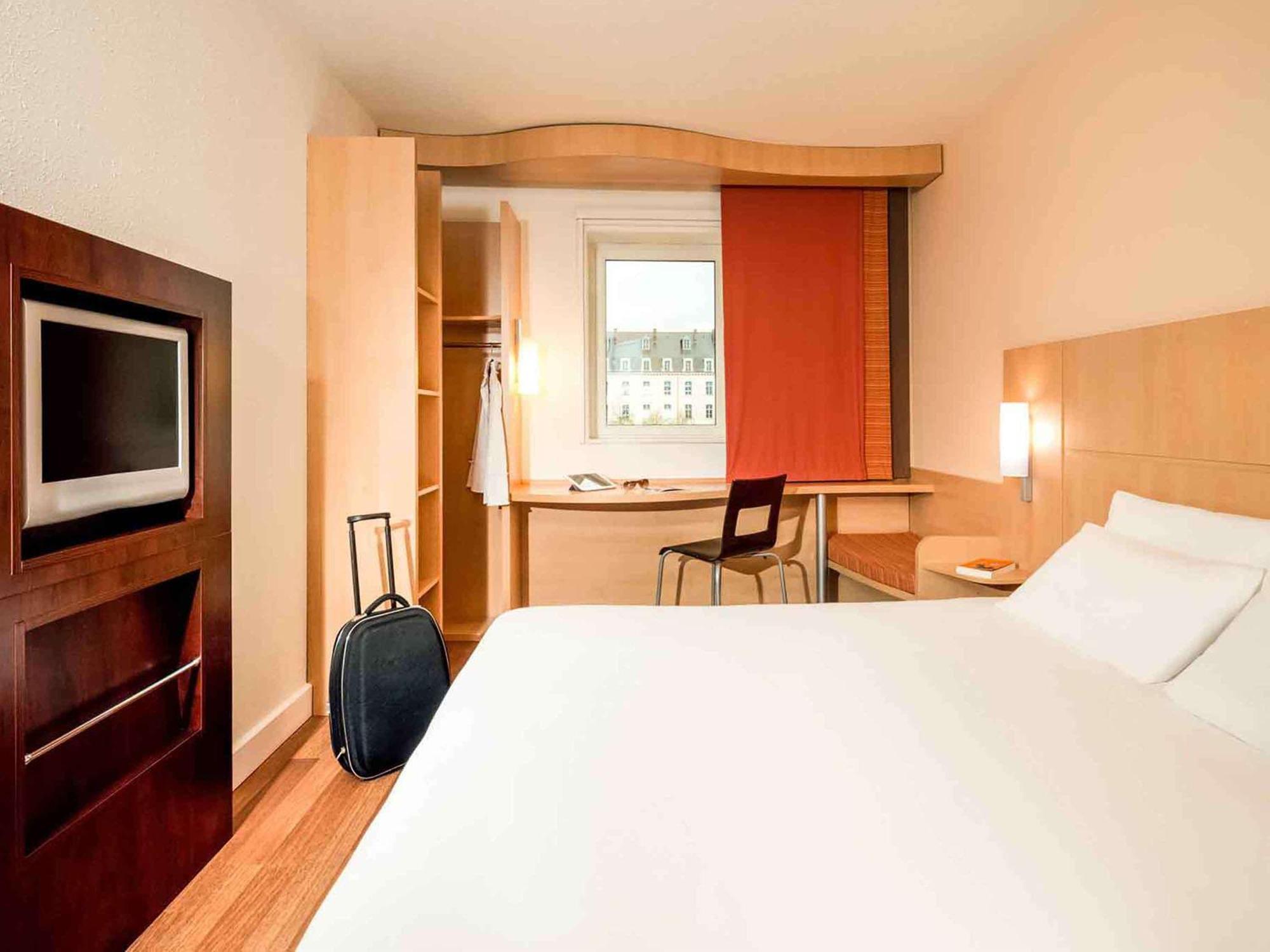 Ibis Vitre Centre Hotel Exterior photo
