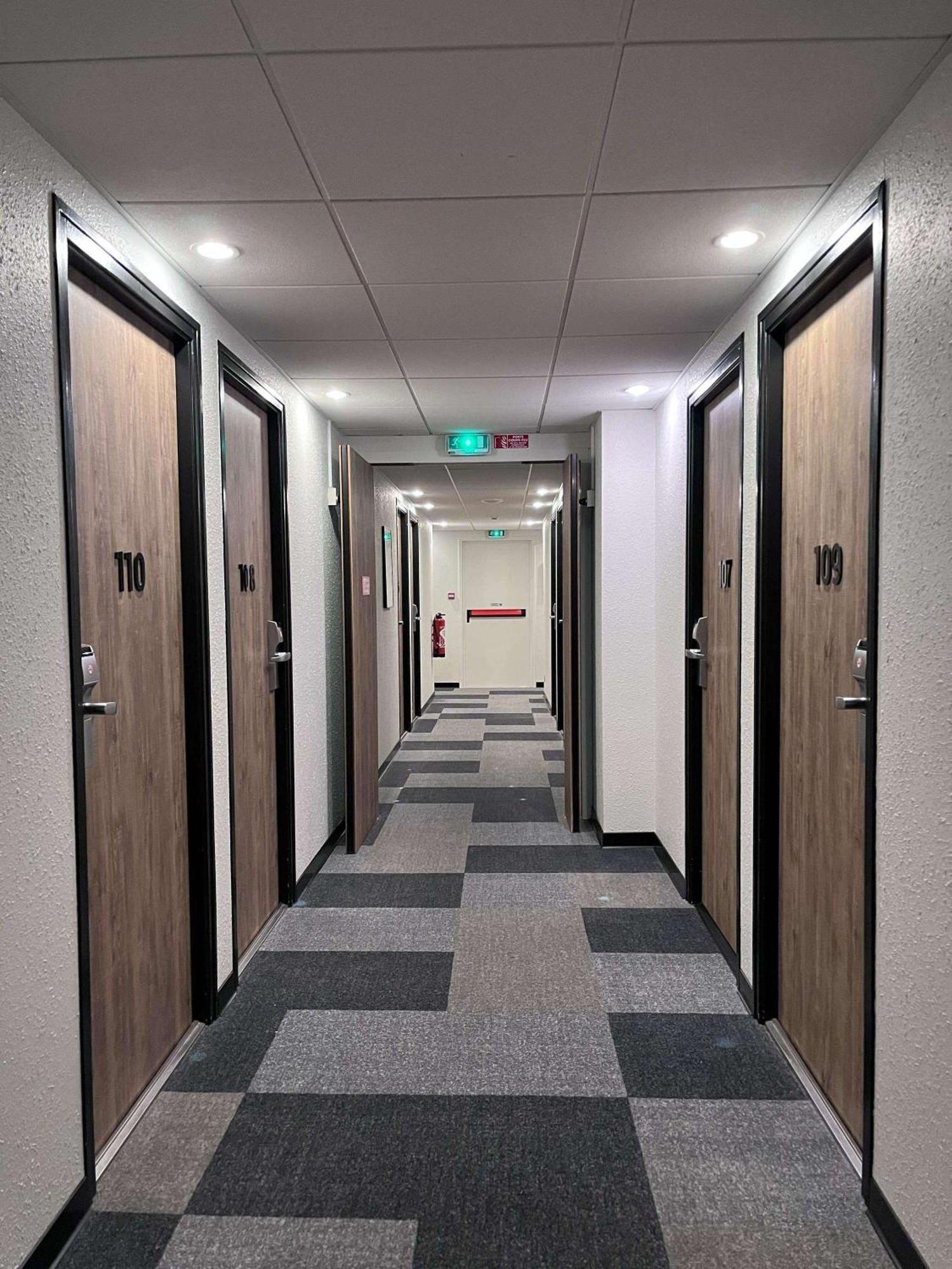 Ibis Vitre Centre Hotel Exterior photo